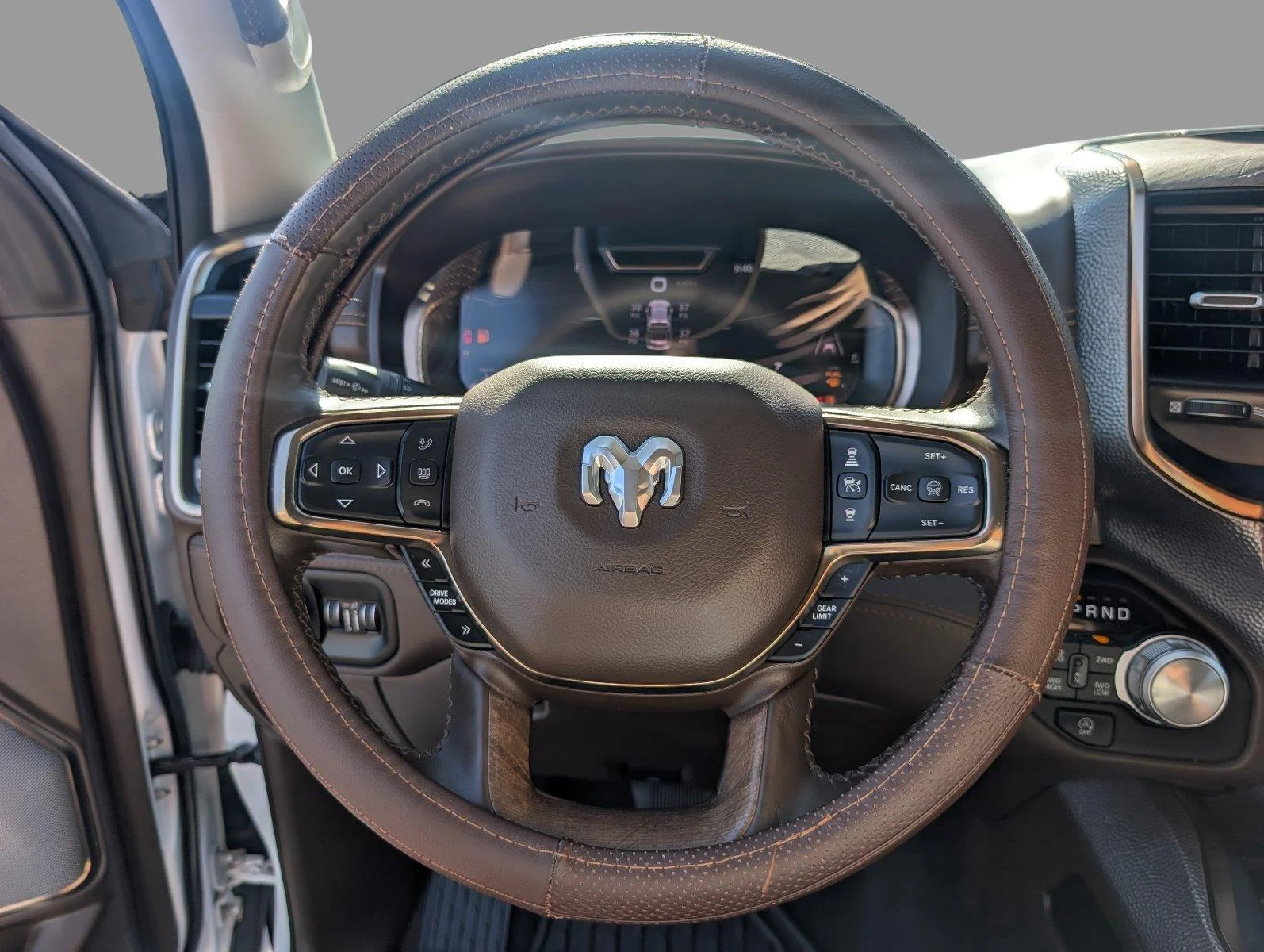 Used 2025 Bright White Clearcoat Ram Longhorn image 30