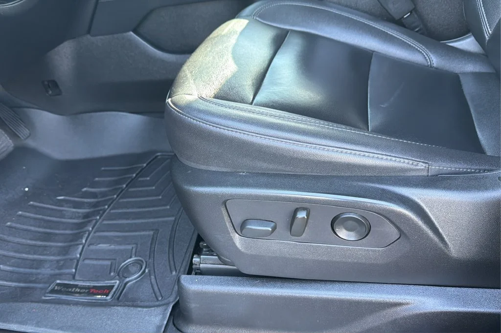 Certified Used 2022 DARK ASH METALLIC Chevrolet Z71 image 19