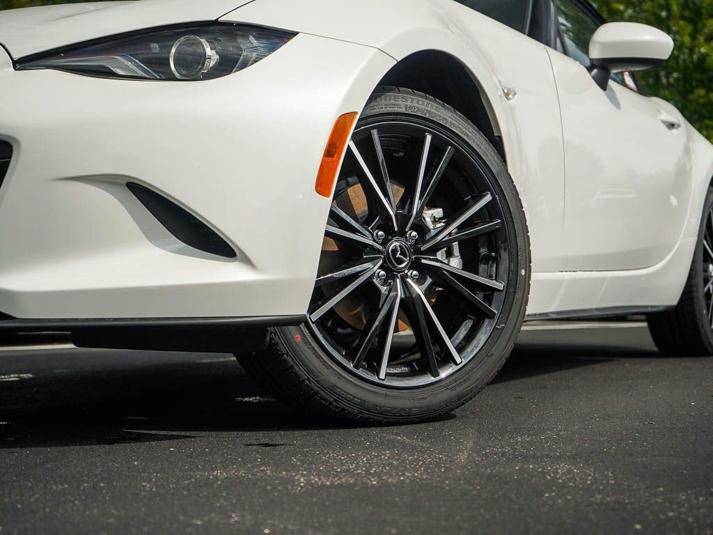 New 2025 Snowflake White Pearl Mazda Grand Touring image 6