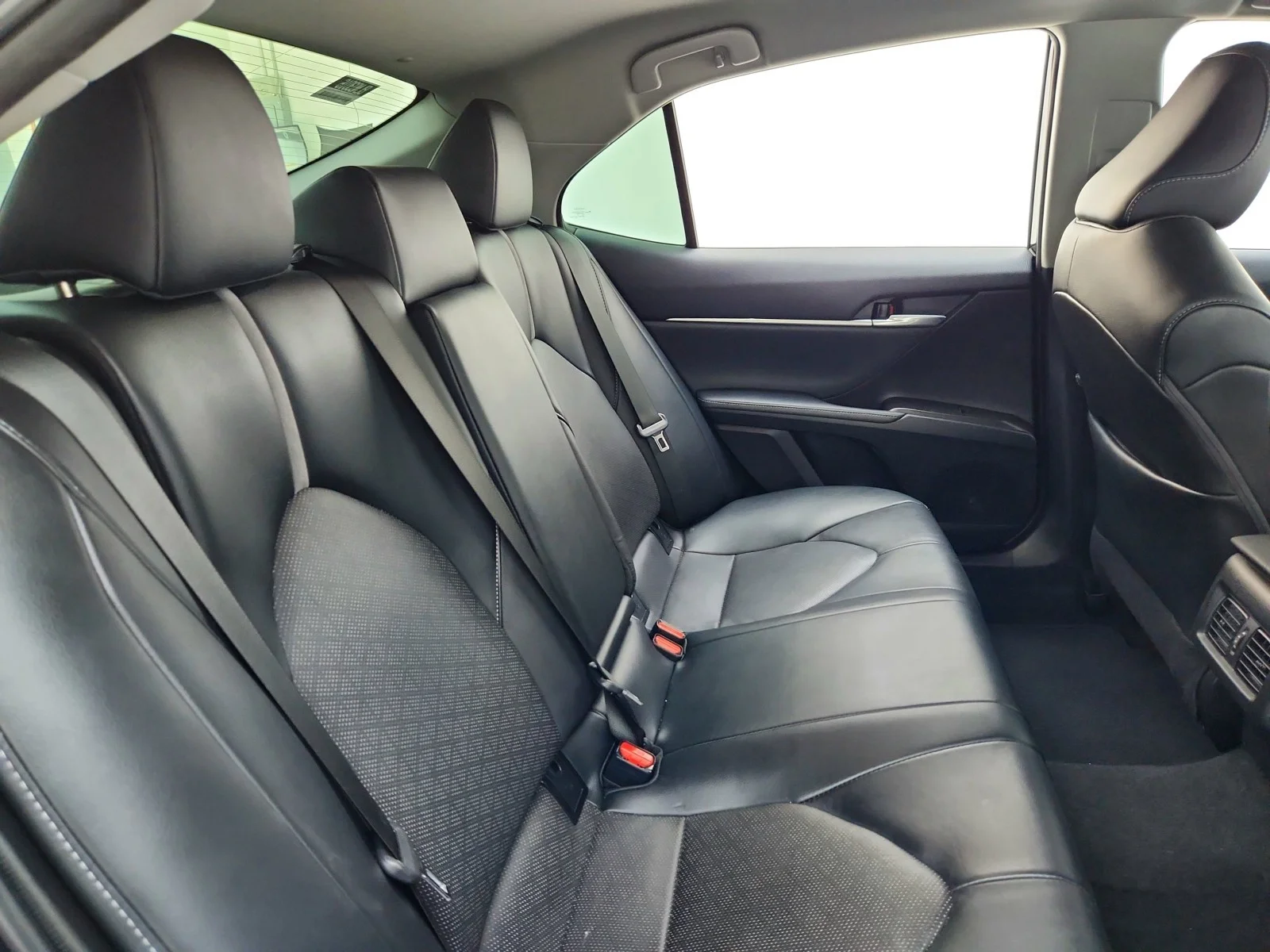Used 2023 BLACK Toyota XSE image 31