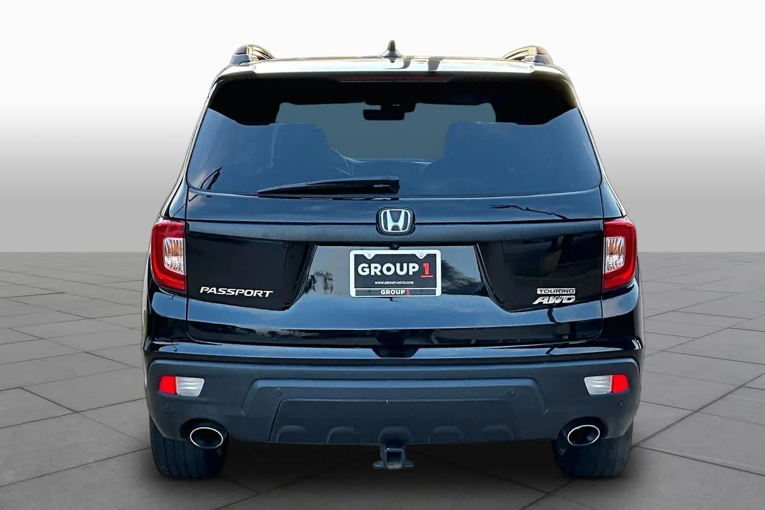 Used 2021 Crystal Black Pearl Honda Touring image 5