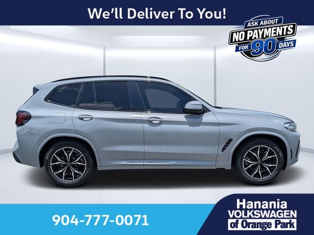 Used 2022 Gray BMW xDrive30i image 2