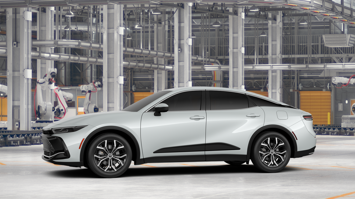 New 2026 Oxygen White Toyota XLE image 3