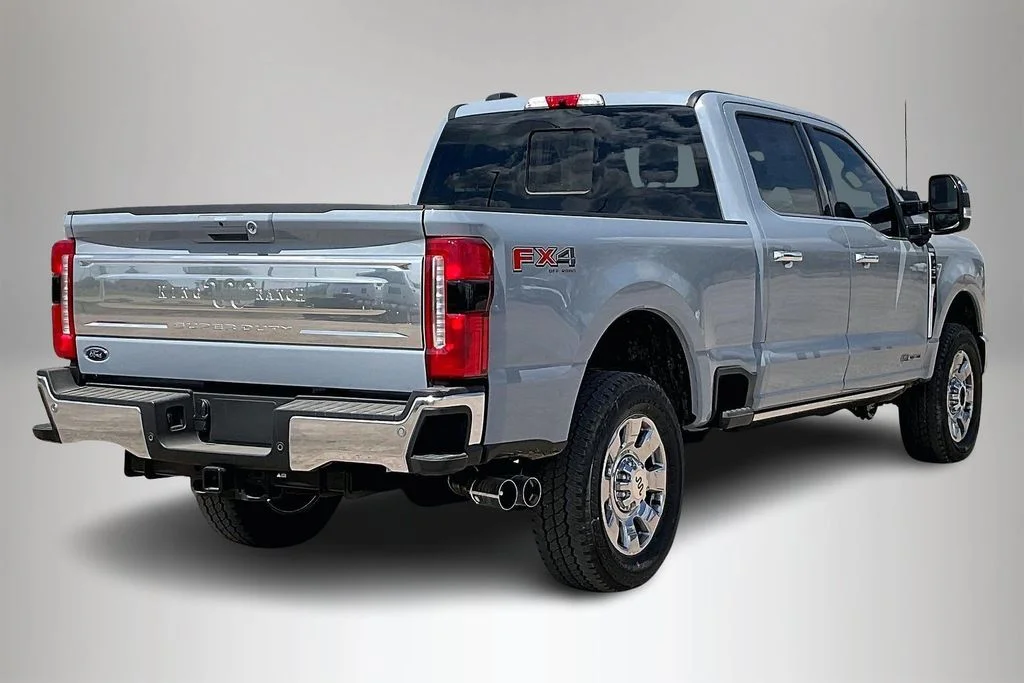 New 2026 Ford Super Duty F-250 King Ranch 4D Crew Cab