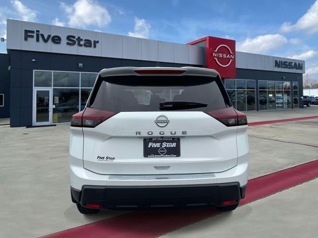 New 2026 Everest White Pearl TriCoat Nissan SV image 5