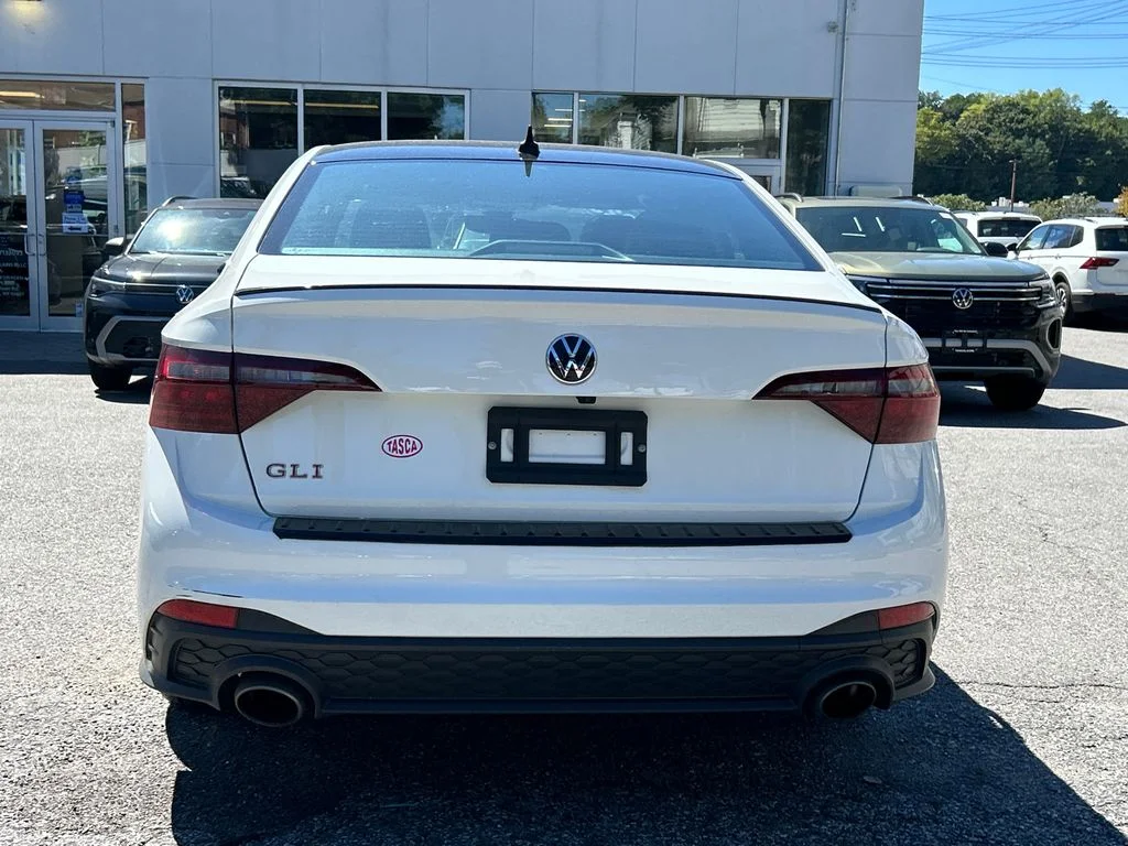 Used 2023 White Volkswagen 2.0T Autobahn image 3