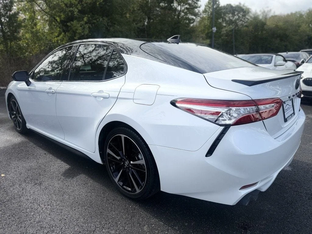 Used 2020 Wind Chill Pearl Toyota XSE Automatic w/ Navigation, Panoramic Roof & Two-Tone Roof image 6