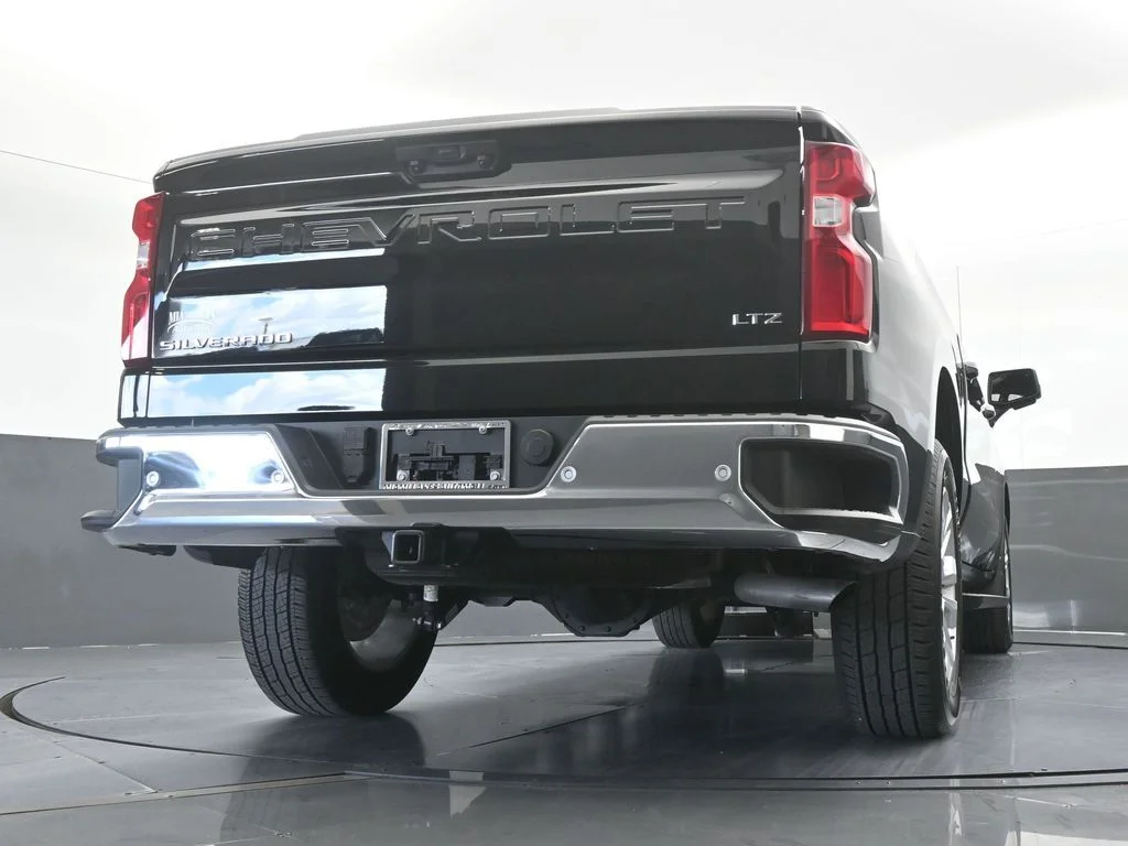 Used 2026 Black Chevrolet LTZ image 68