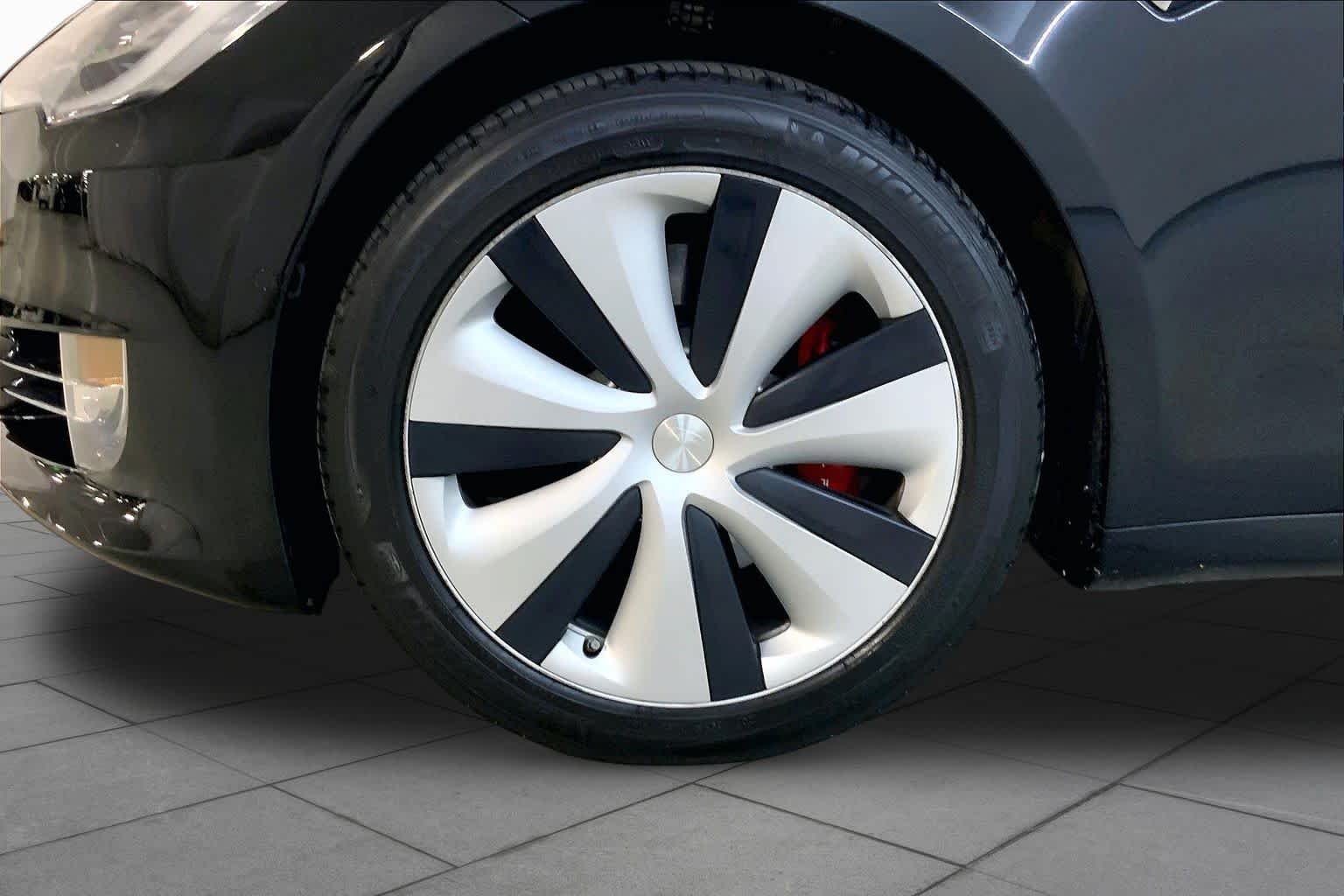 Used 2020 Solid Black Tesla Performance image 10