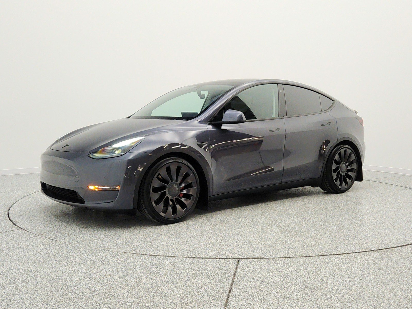 2022 Tesla Model Y Performance Dual Motor All-Wheel Drive's photo