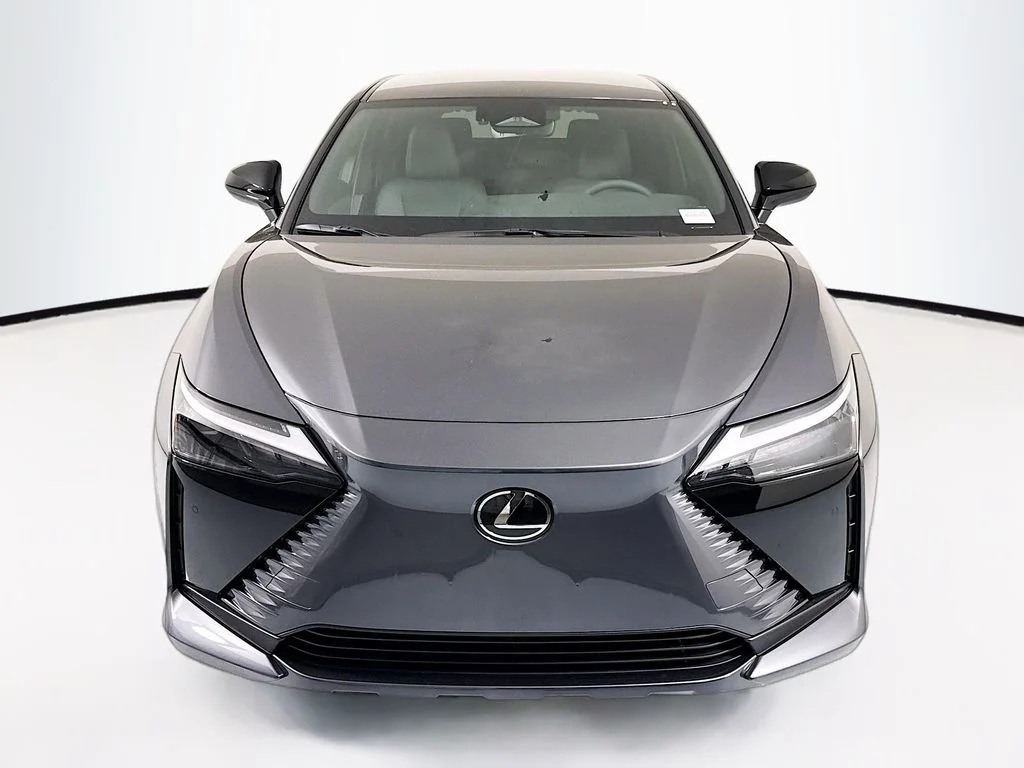New 2026  Lexus 350e image 2