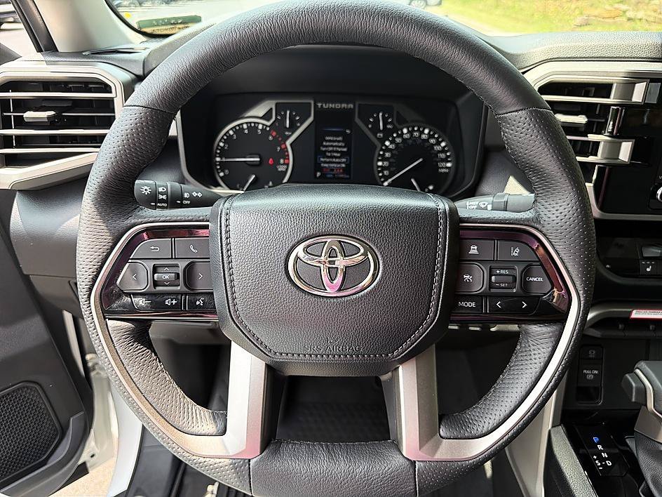 Used 2024 Ice Toyota SR5 image 13