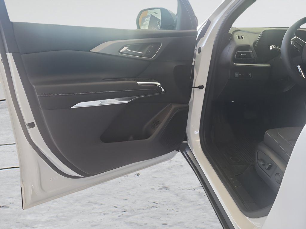 2026 Chevrolet Traverse LT - Photo 10