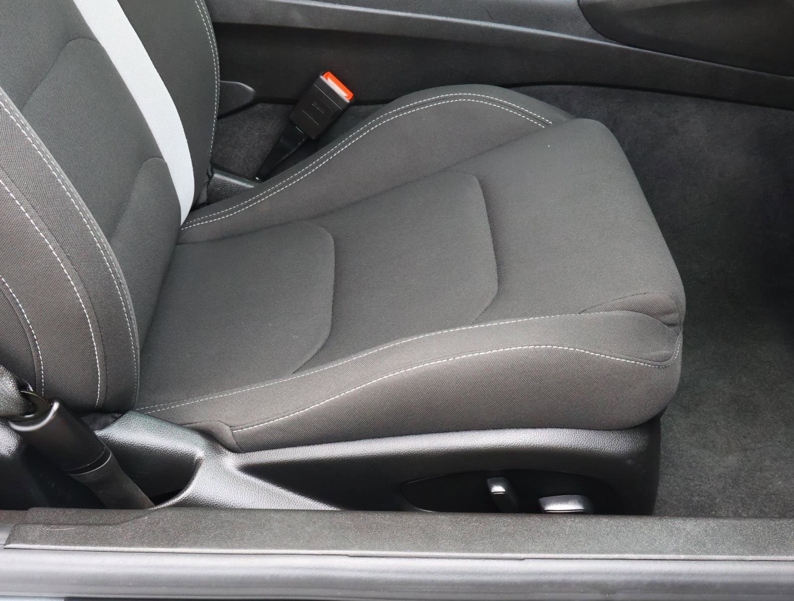 2023 Chevrolet Camaro 1LT - Photo 14