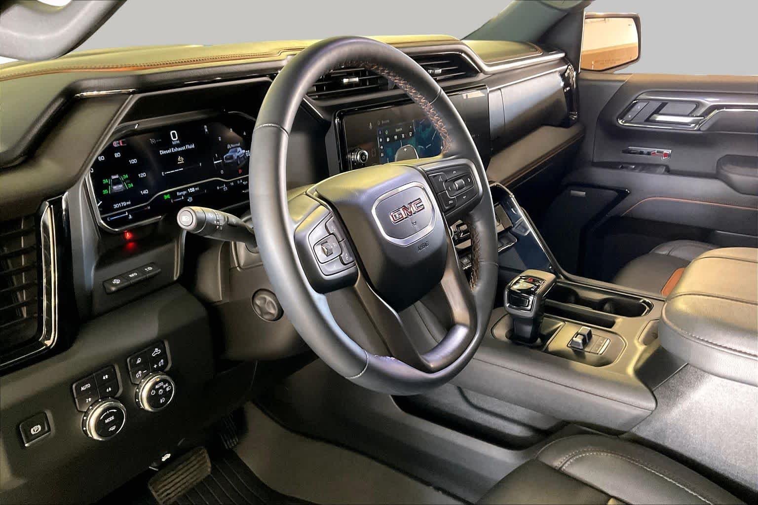 Used 2025 Onyx Black GMC AT4 image 16