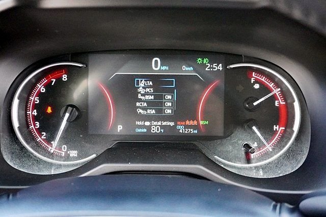 Used 2024 Beige Toyota XLE Premium image 31