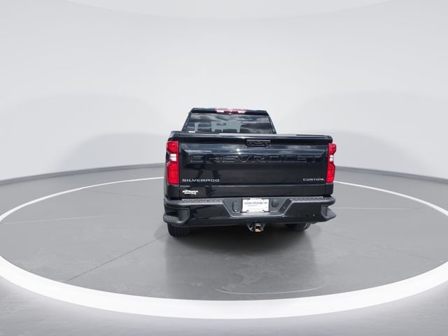 Used 2024 Black Chevrolet Custom image 7