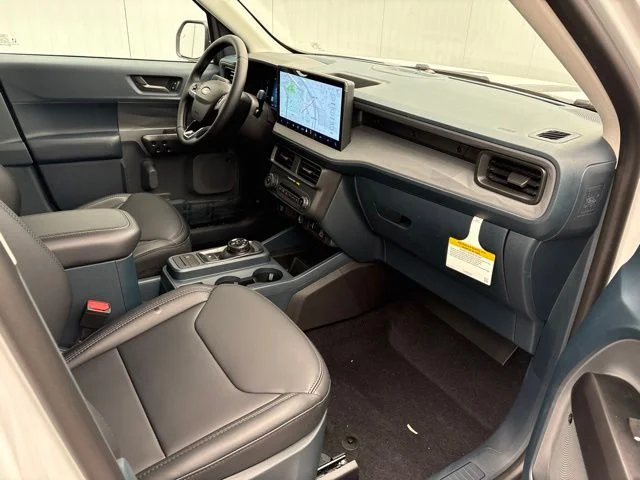 New 2026 Oxford White Ford Lariat® image 28
