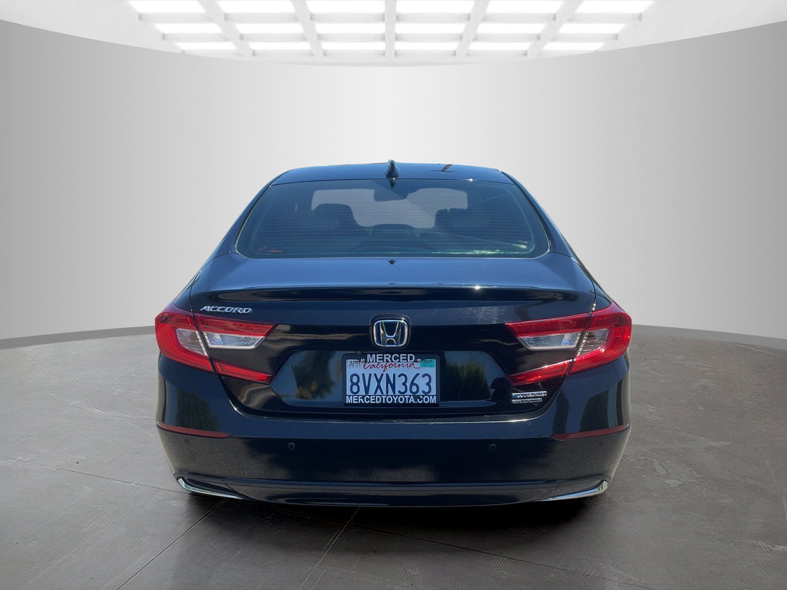 Used 2021 Crystal Black Pearl Honda Touring image 4