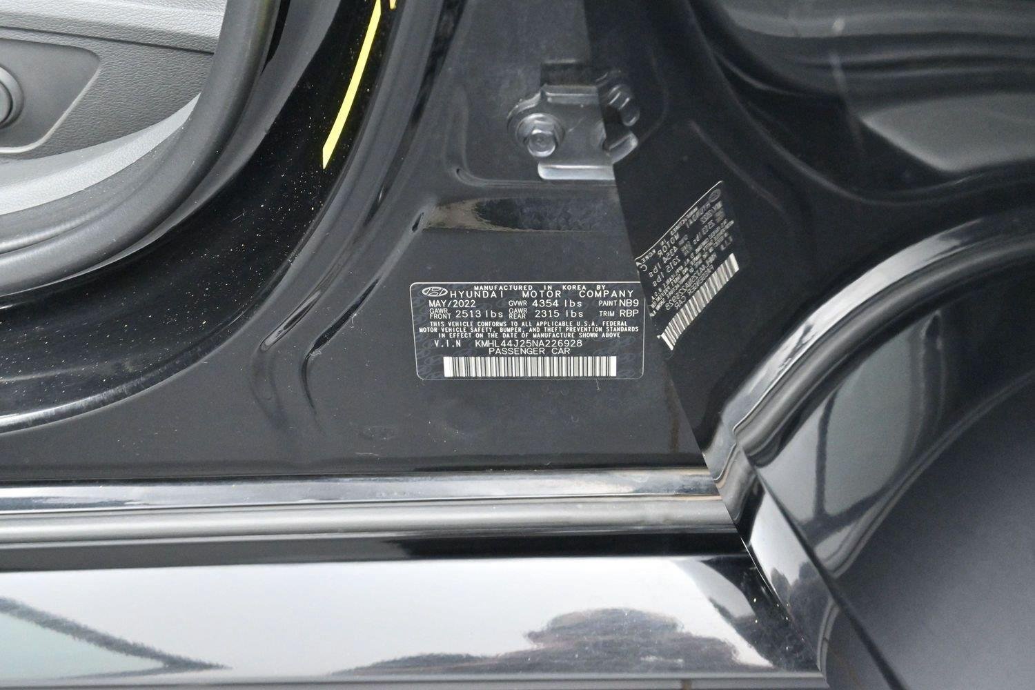 Used 2022 Phantom Black Hyundai SEL Plus image 38