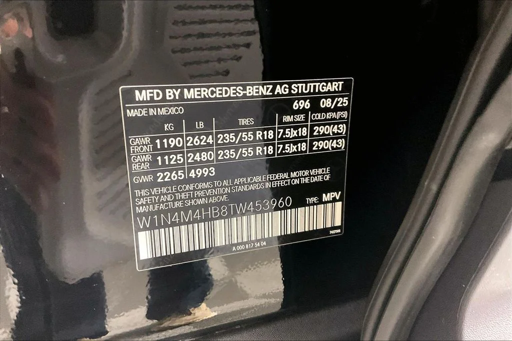 New 2026 Black Mercedes-Benz GLB 250 image 12