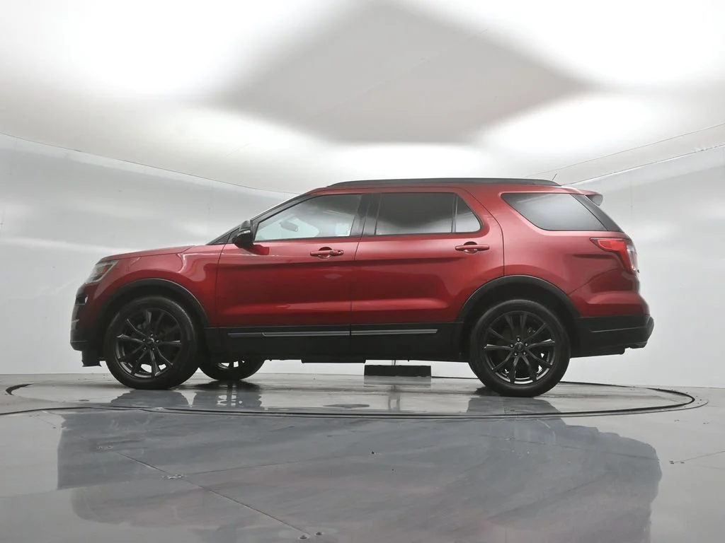 Certified Used 2019 Red Ford XLT image 53