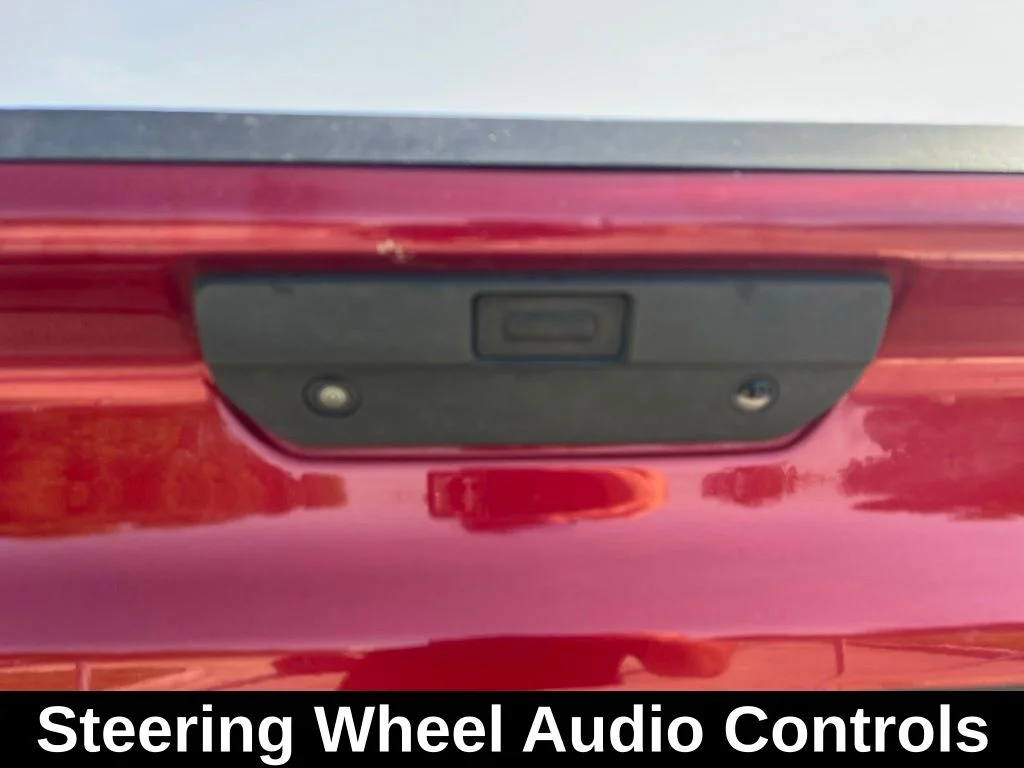 Used 2020 Red Chevrolet LT image 9