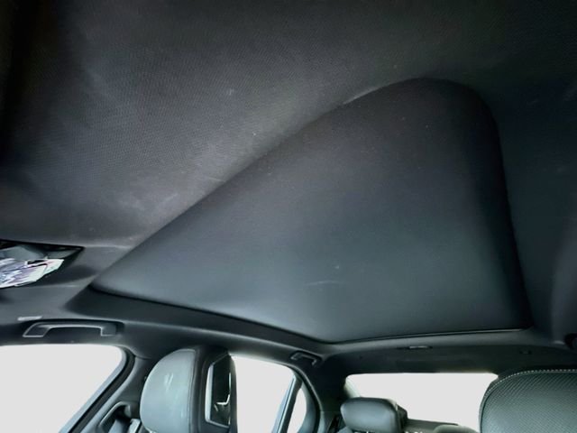 Certified Used 2024 Gray BMW xDrive60 image 23