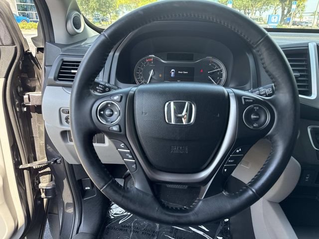 Used 2018 Gray Honda EX-L image 29