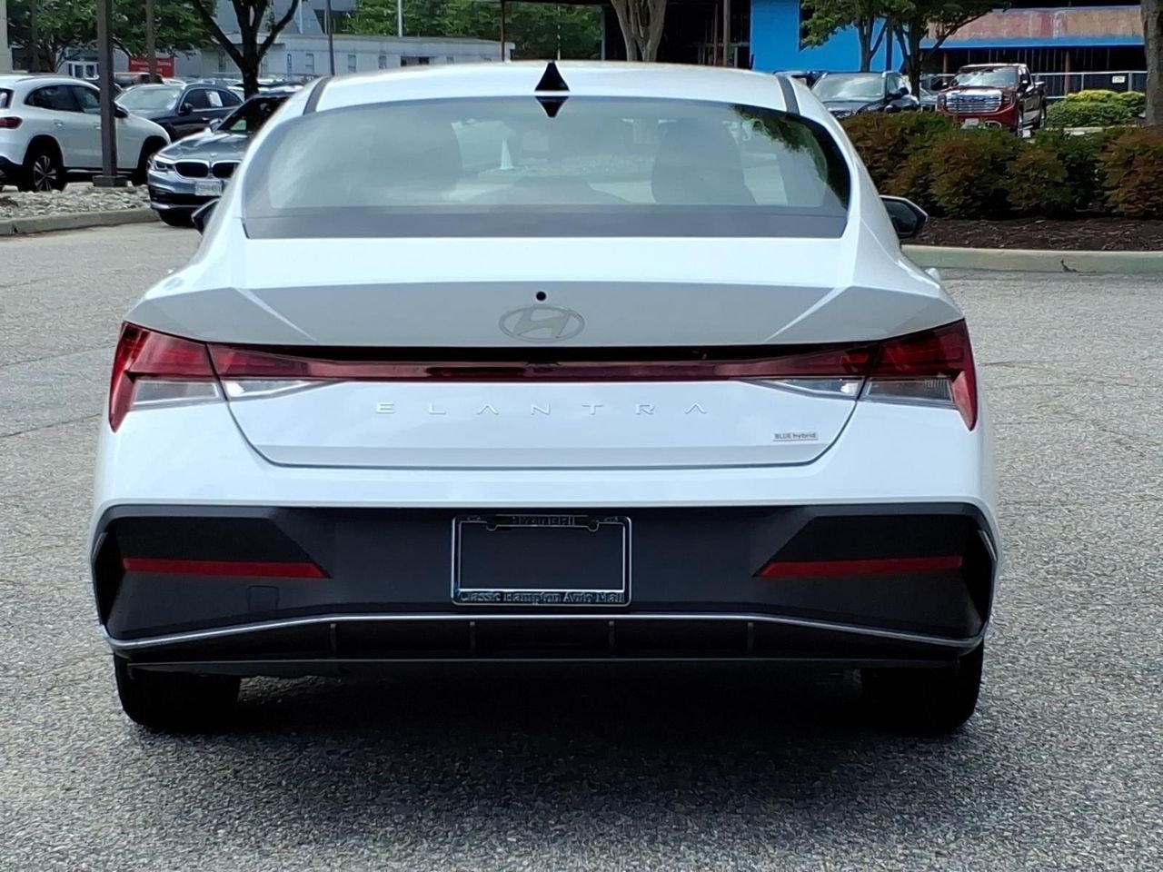 New 2026 Serenity White Hyundai Blue image 9