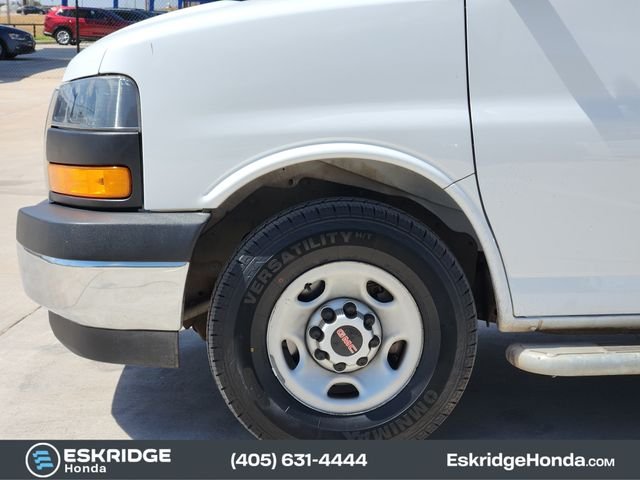 Used 2022 White GMC Work Van image 8