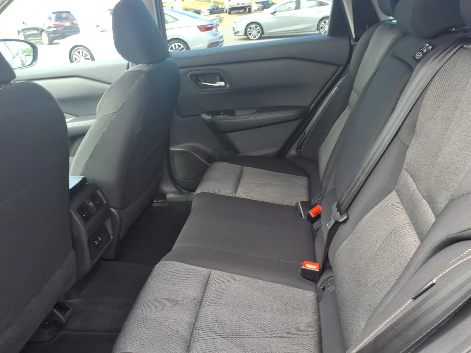 Used 2025 Super Black Nissan SV image 14