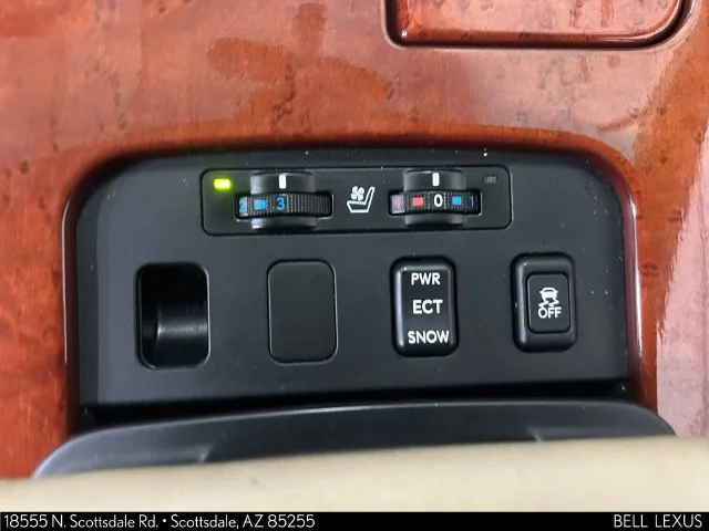 Used 2008 Black Lexus 350 image 30