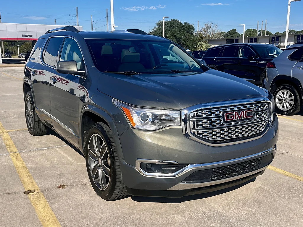 2017 GMC Acadia