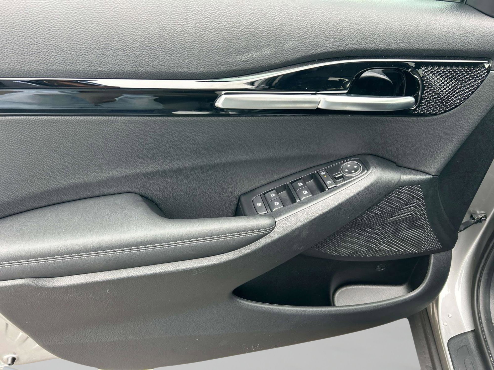 New 2026 Steel Gray Kia EX image 21