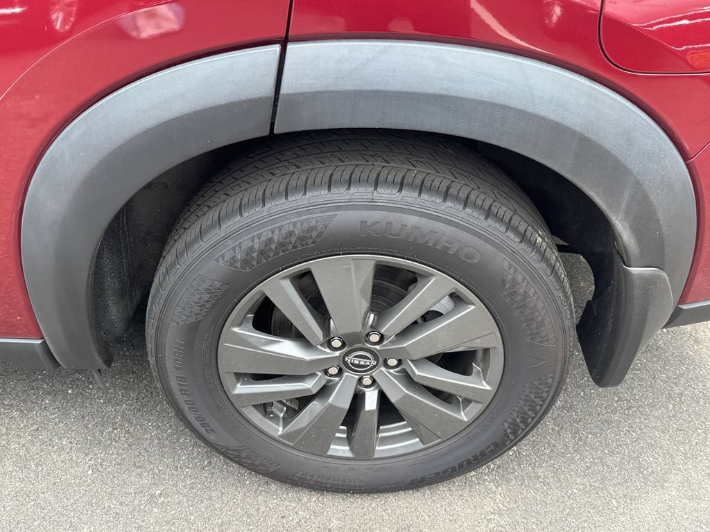 2024 Nissan Pathfinder SV - Photo 10