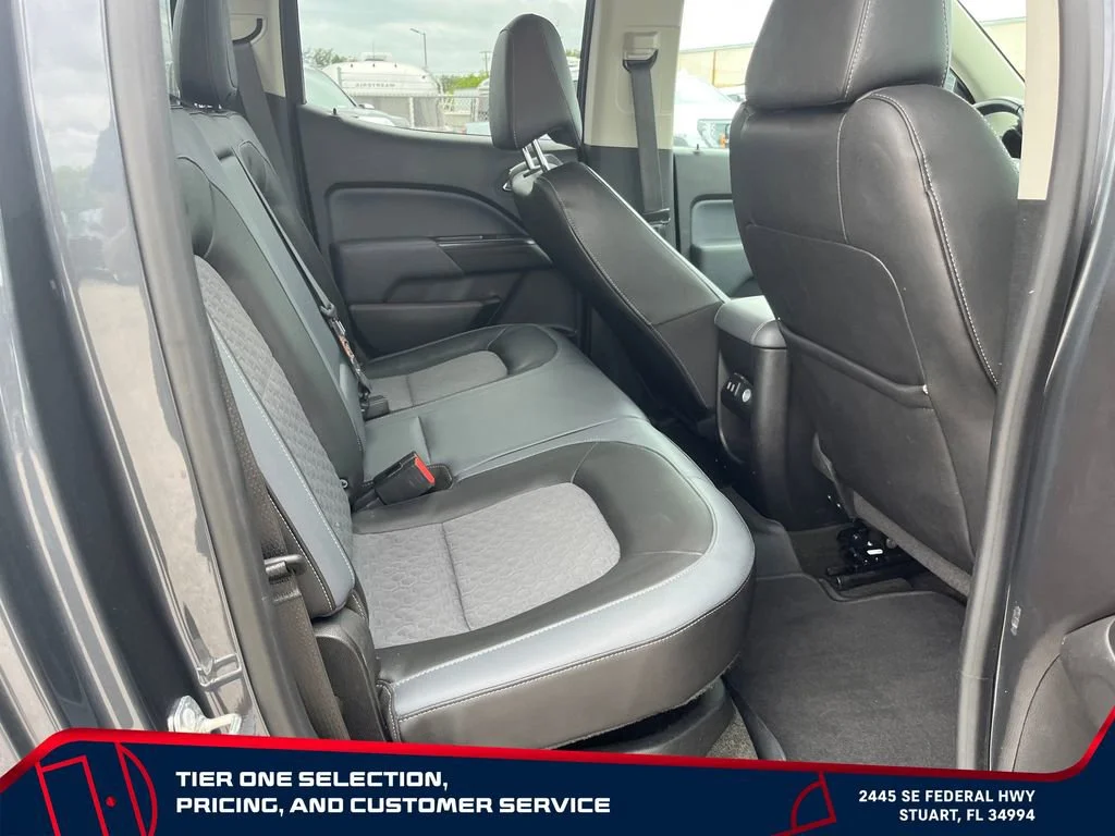Used 2017 CYBER GRAY METALLIC Chevrolet 4WD Z71 image 16