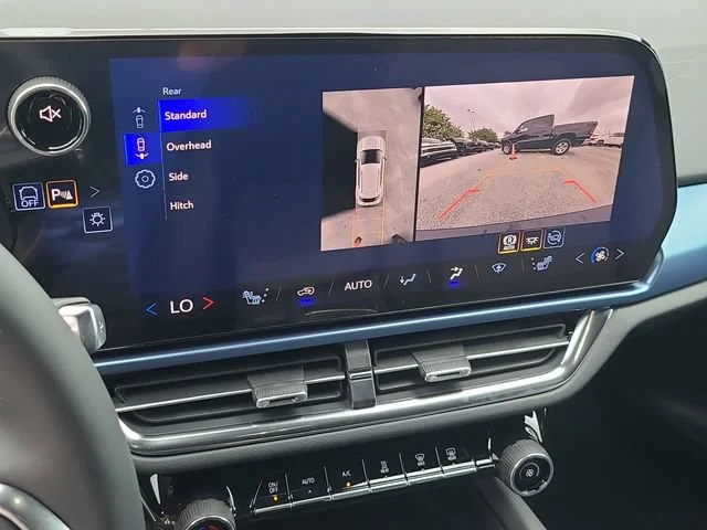 New 2026 Summit White Chevrolet LT image 33