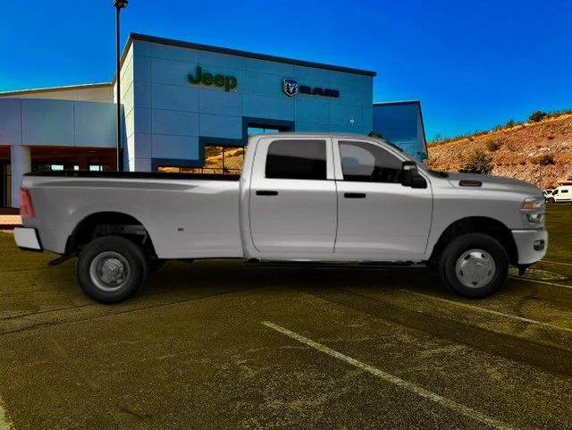 New 2026 Silver-Zynith Exterior Paint RAM Tradesman image 2
