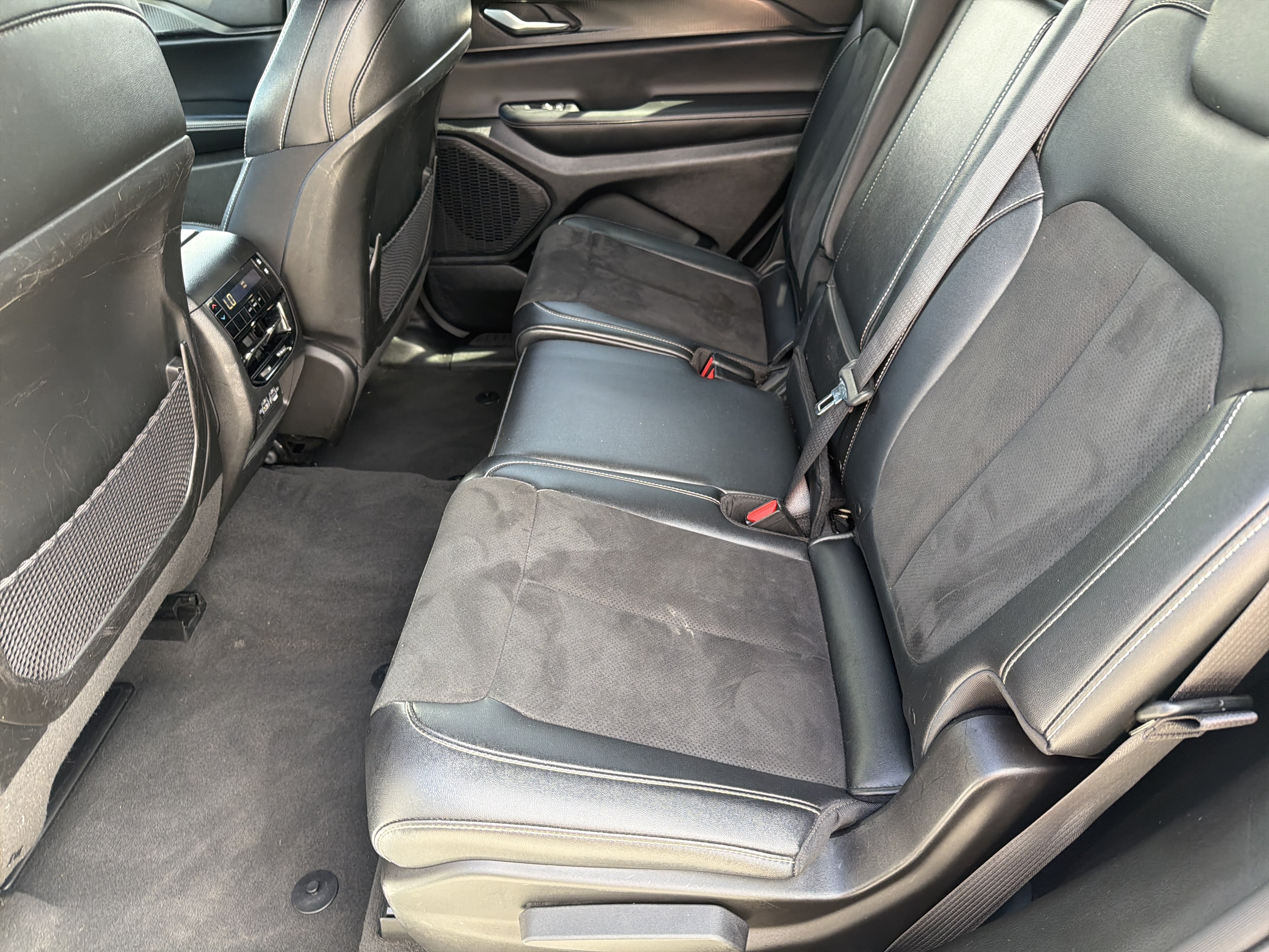 Used 2023 Bright White Clearcoat Jeep Altitude image 23