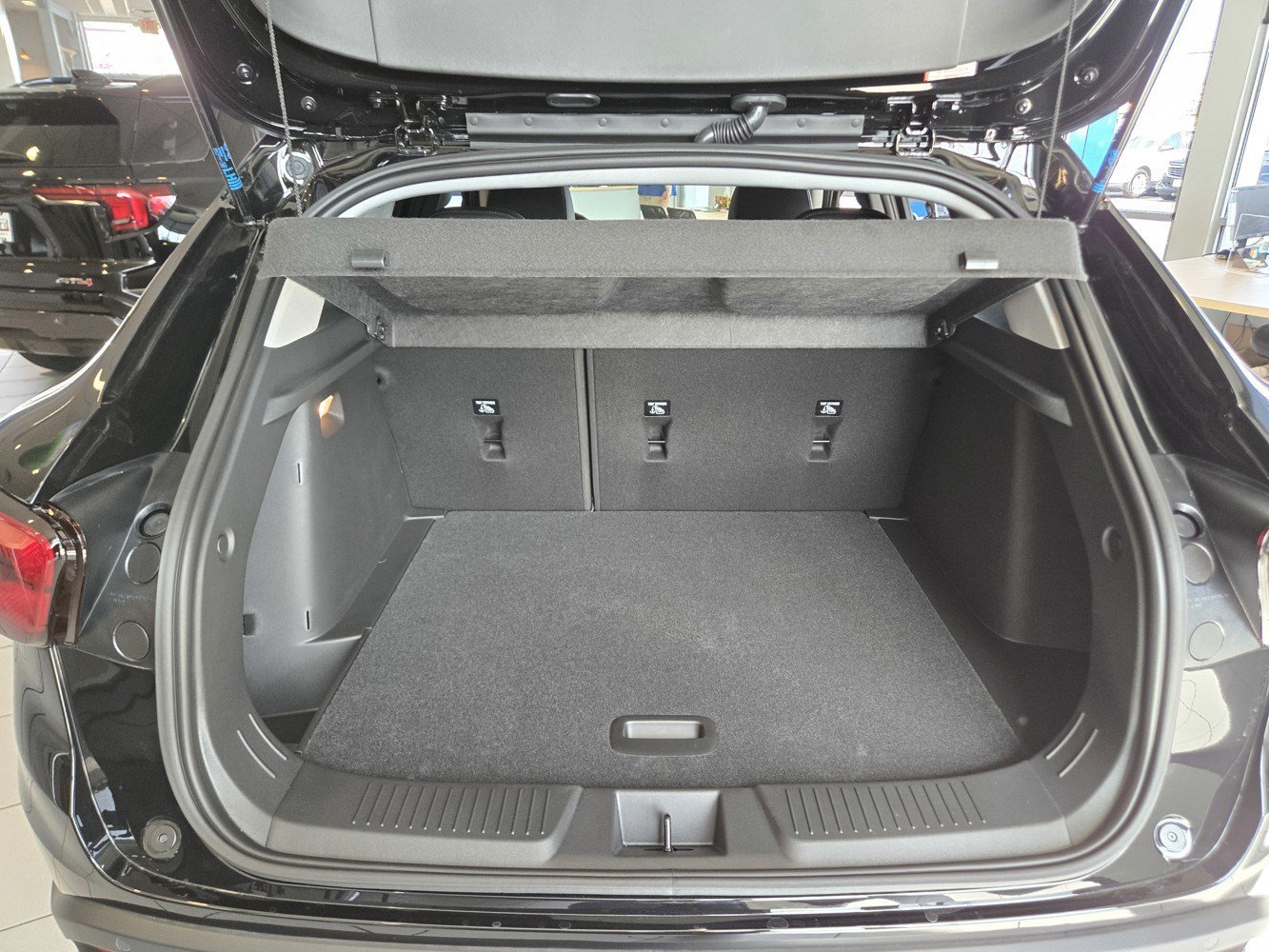 2026 Chevrolet Trax LT - Photo 17