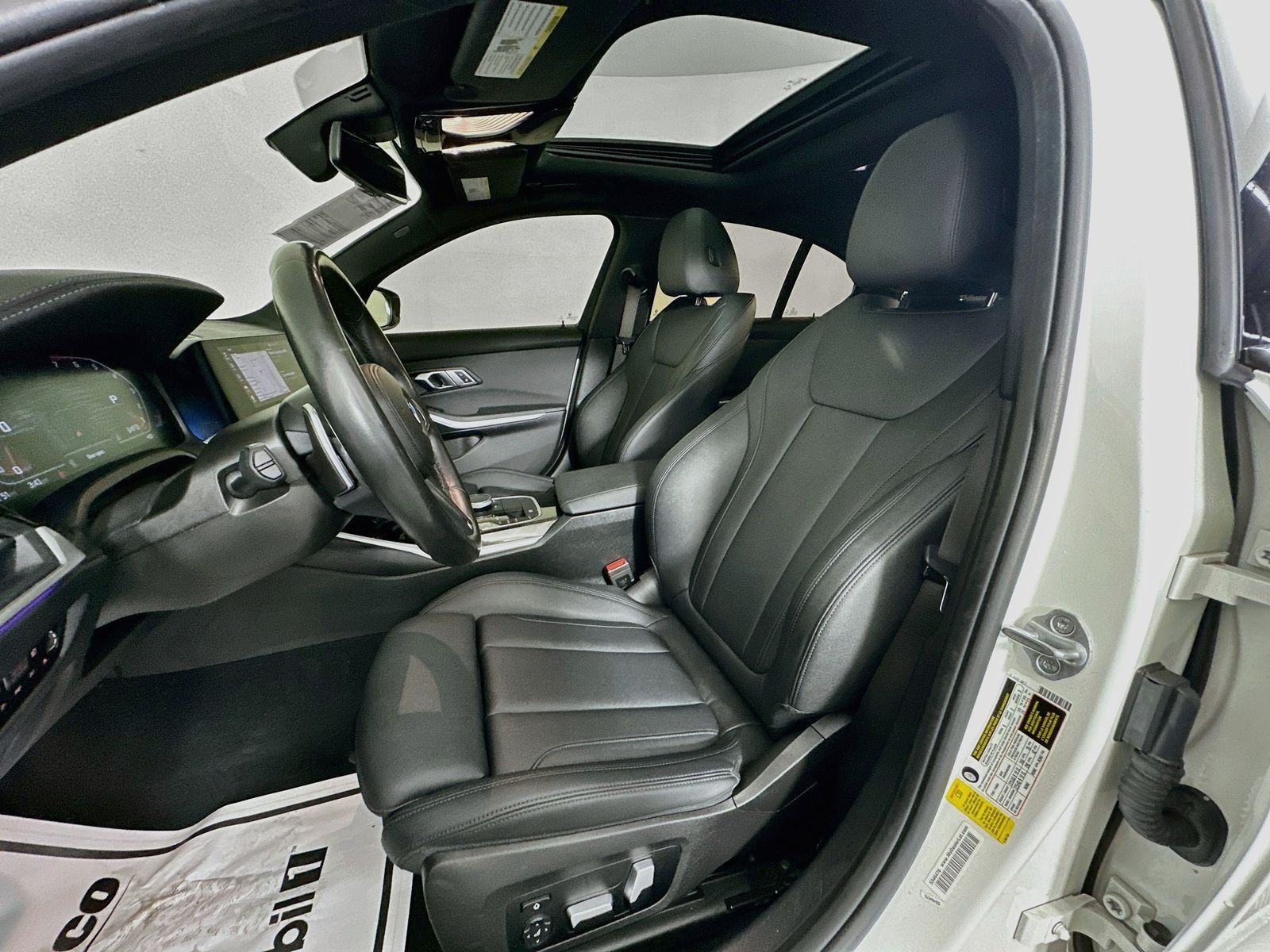Used 2021 Alpine White BMW 330i image 20