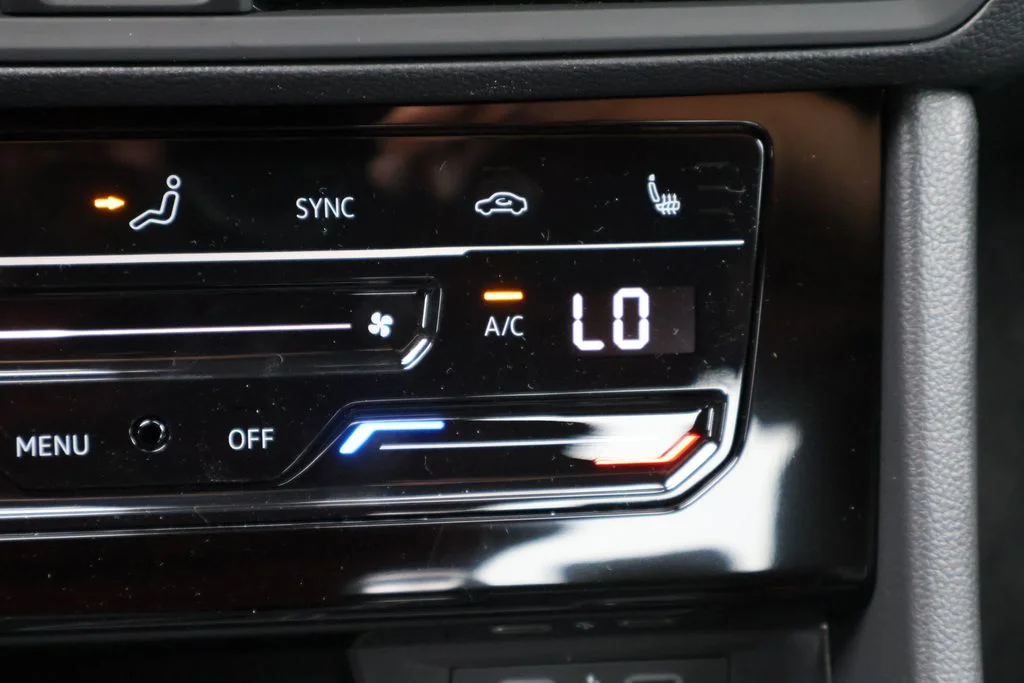 2026 Volkswagen Jetta Sport - Photo 29