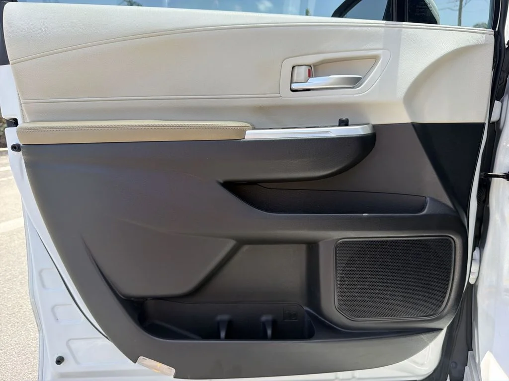 Used 2024 Beige Toyota XLE image 29