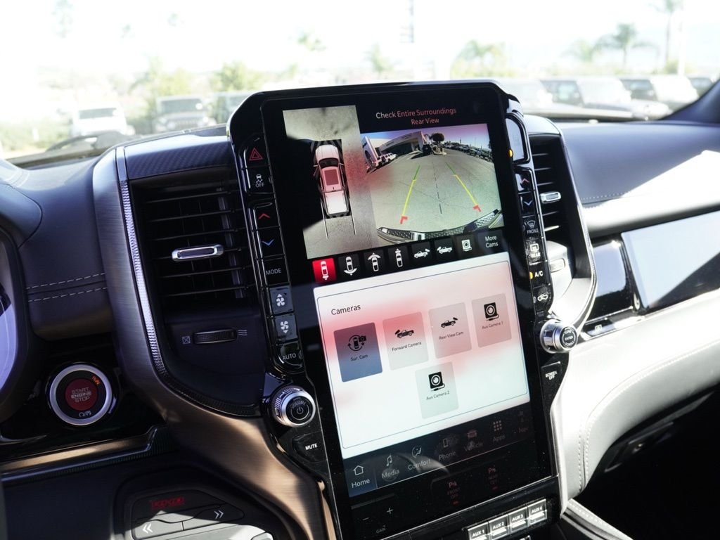 New 2026 Diamond Black Crystal Pearl-Coat Exterior Paint RAM RHO image 13