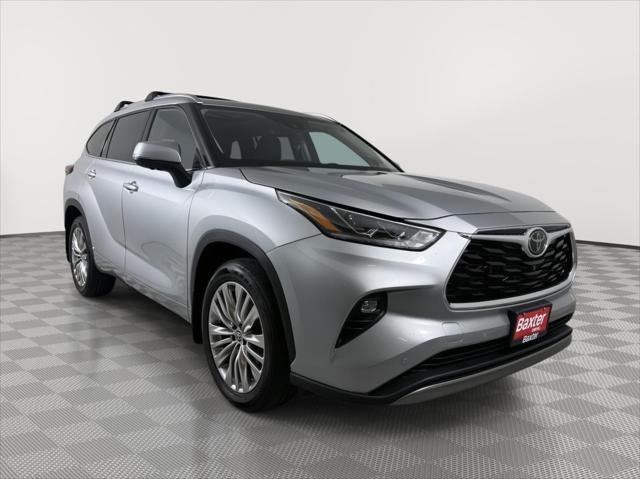 2024 Toyota HIGHLANDER 