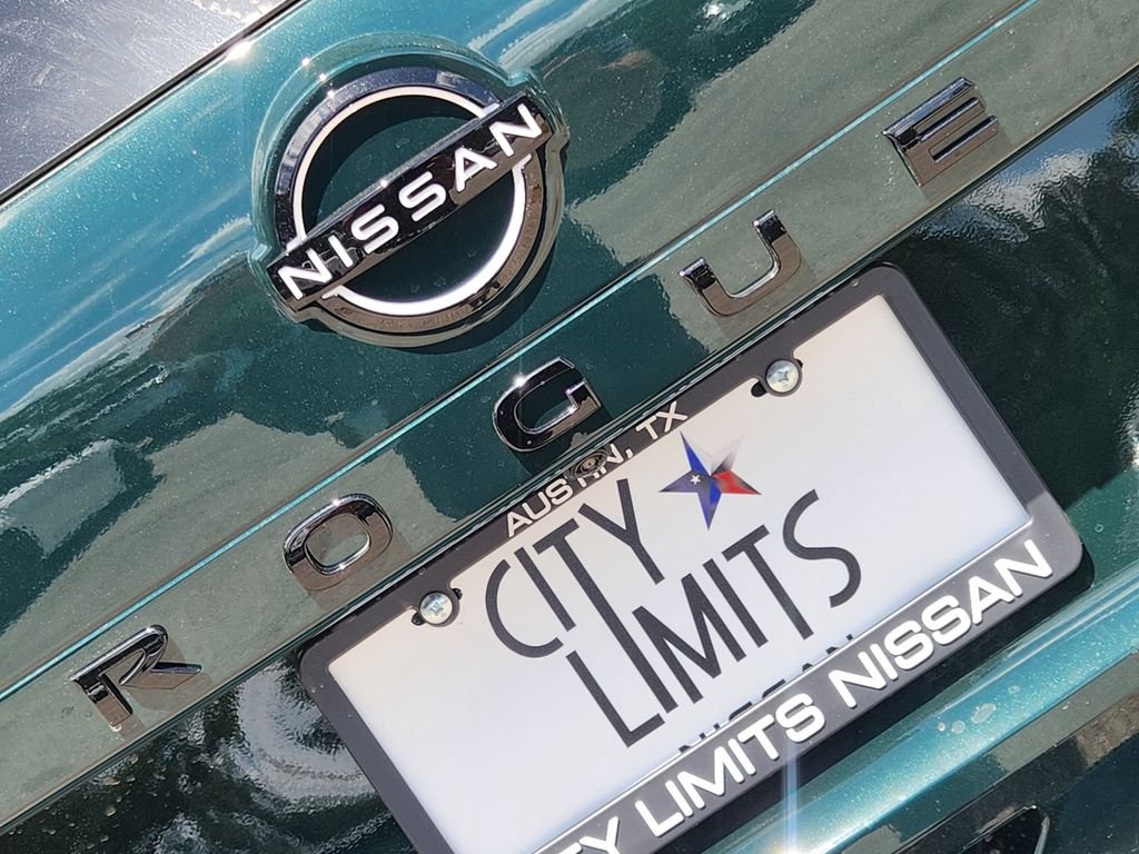 New 2026 Obsidian Green Pearl Nissan Dark Armor™ image 11