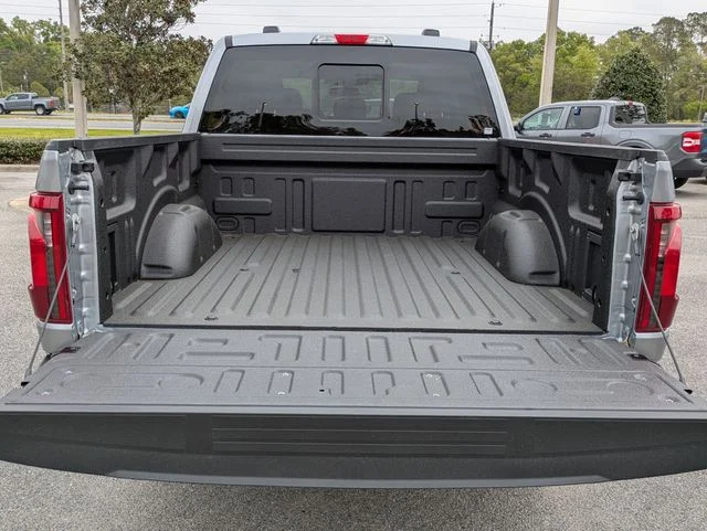 New 2026 Iconic Silver Metallic Ford XLT image 13