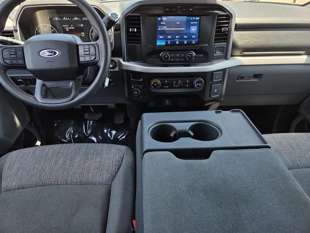 Used 2023 Oxford White Ford XLT image 8