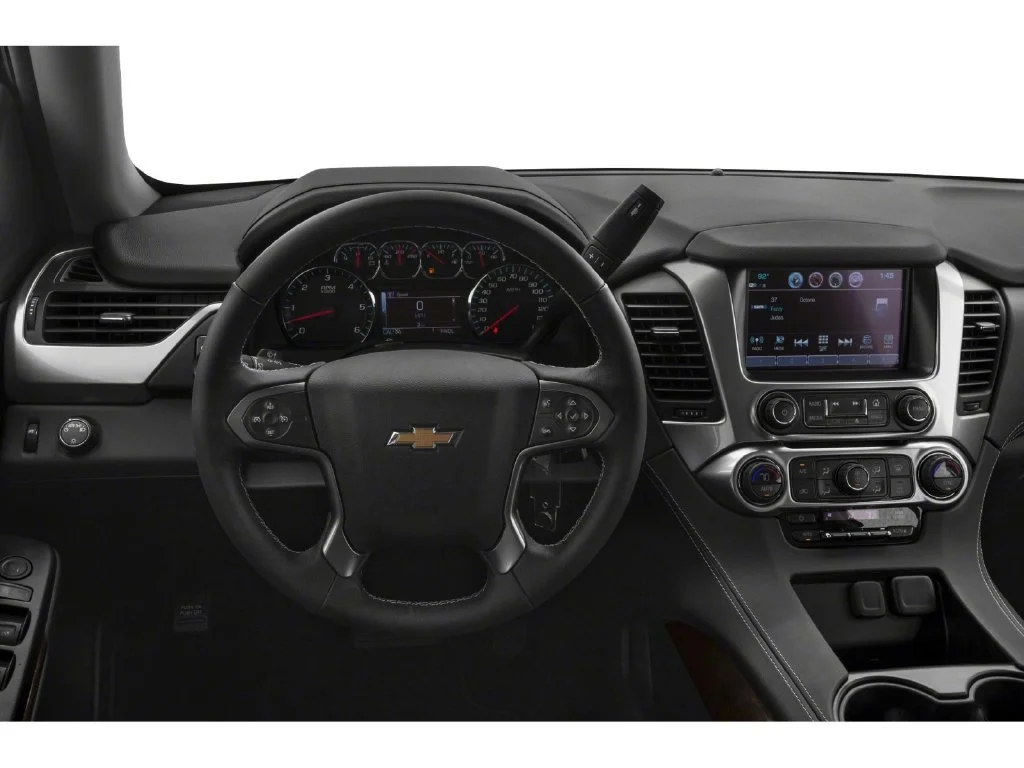 Used 2018 SUMMIT WHITE Chevrolet LT image 6